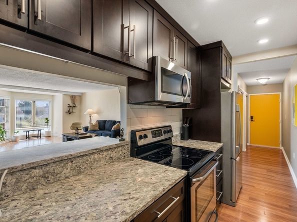 314 Riverside Ave 305, Medford MA 02155