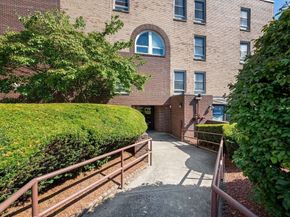 314 Riverside Ave 305, Medford MA 02155