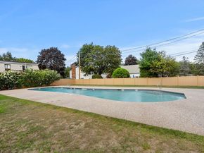 5 Hallmark Gardens 7, Burlington MA 01803