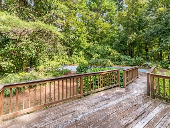 2 Marble Rd, Spencer MA 01562