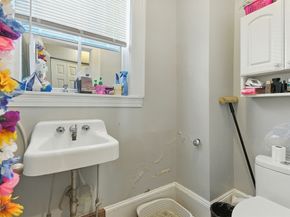 19 Hood St, Lynn MA 01905