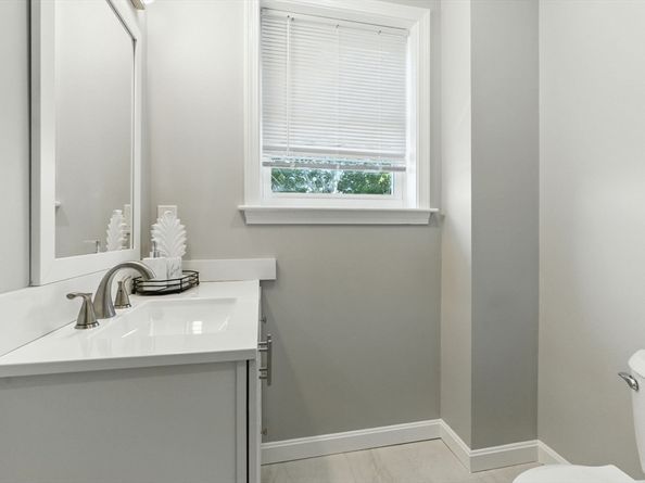 19 Hood St, Lynn MA 01905