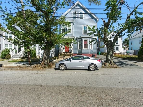 19 Hood St, Lynn MA 01905