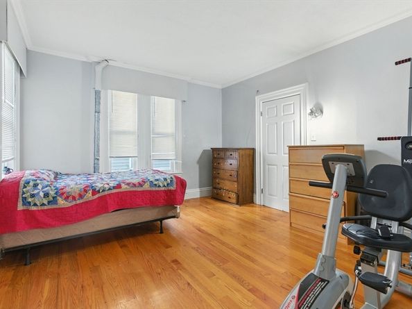 19 Hood St, Lynn MA 01905