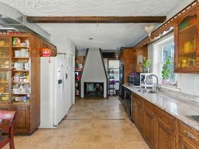 19 Hood St, Lynn MA 01905