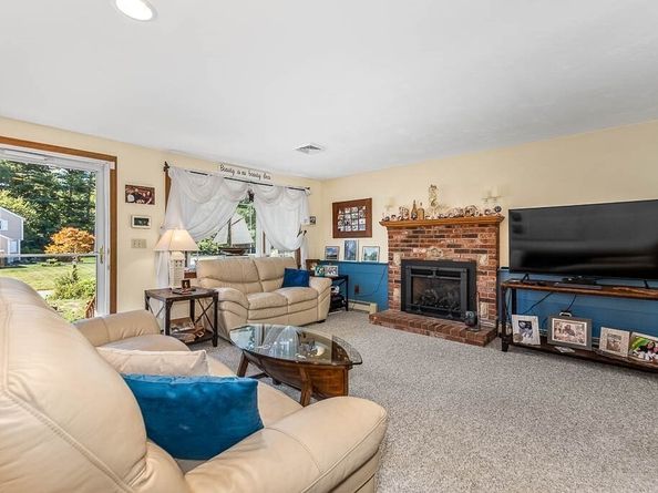 3 Windsor Drive, Wareham MA 02571