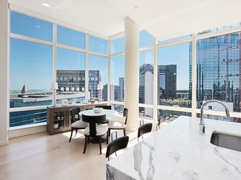 1 Franklin St