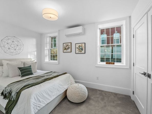 132 Elm Street 132, Marblehead MA 01945