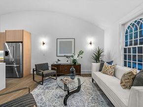 132 Elm Street 132, Marblehead MA 01945