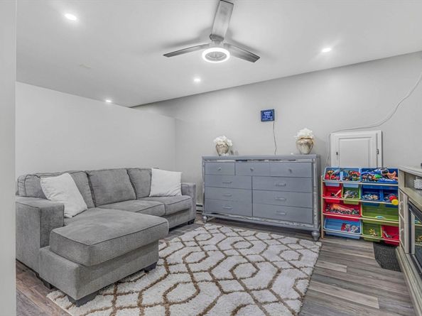 35 Roundtop, Marlborough MA 01752