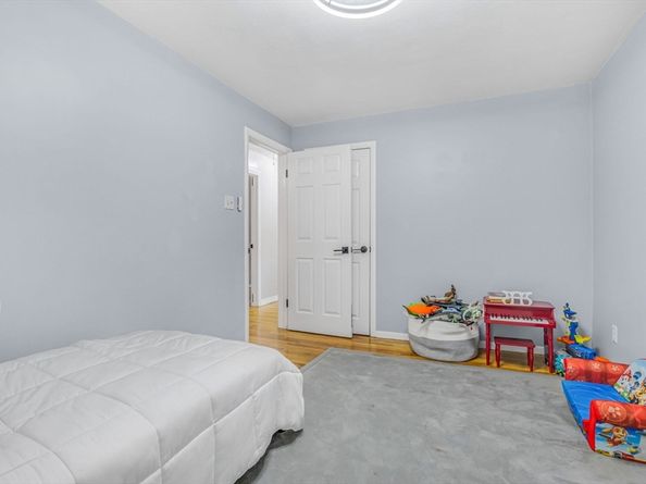 35 Roundtop, Marlborough MA 01752