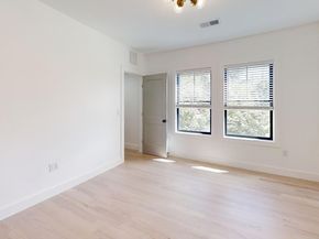 52 Withington St 7, Boston MA 02124
