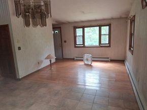 8 Laurel Dr, Ashburnham MA 01430