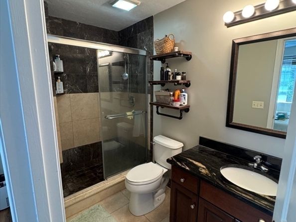 89 E Mountain St, Worcester MA 01606