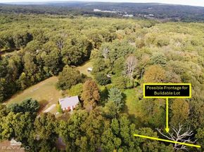 342 Chestnut, Uxbridge MA 01569
