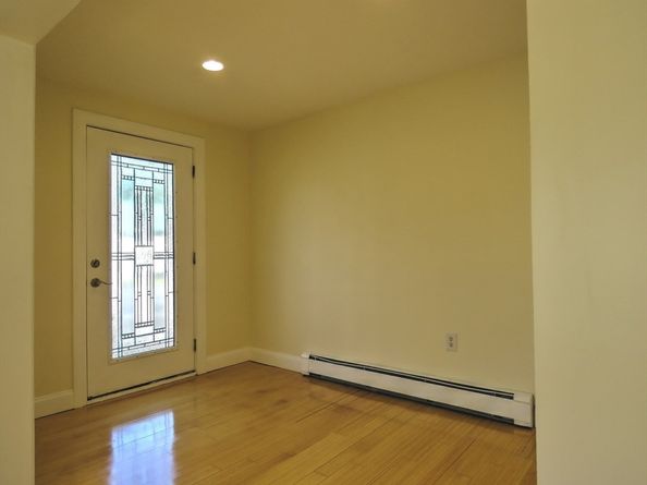 1077 Bedford St, Abington MA 02351