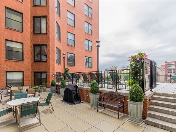 390 Commonwealth Avenue 305, Boston MA 02215