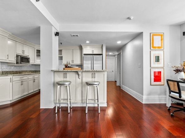390 Commonwealth Avenue 305, Boston MA 02215