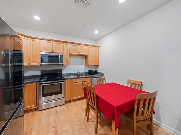 130 Trotter Rd 1309, Weymouth MA 02190