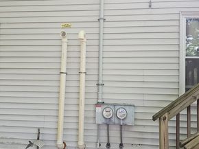 130 Maple Ave, Bridgewater MA 02324