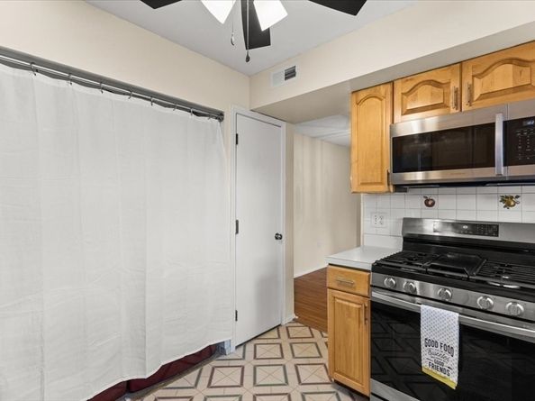 230 Greenbrook Drive 606, Stoughton MA 02072