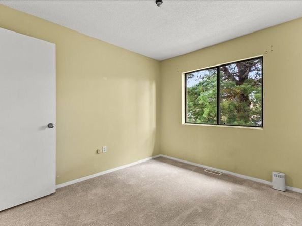 230 Greenbrook Drive 606, Stoughton MA 02072