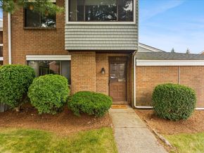 230 Greenbrook Drive 606, Stoughton MA 02072