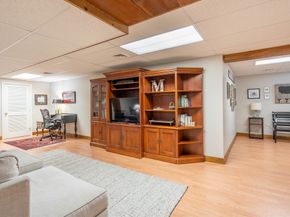 40 Bentwood Dr 40, Sturbridge MA 01566