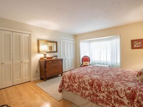40 Bentwood Dr 40, Sturbridge MA 01566