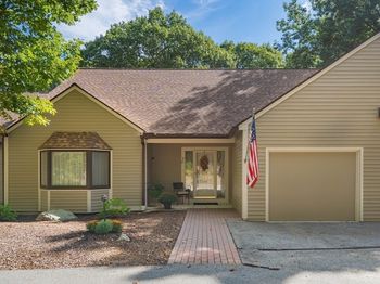 40 Bentwood Dr