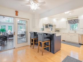 40 Bentwood Dr 40, Sturbridge MA 01566