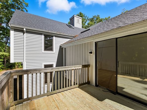 4 Kendall St 4, Walpole MA 02081