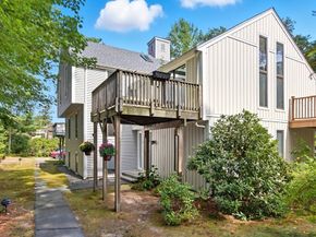 4 Kendall St 4, Walpole MA 02081