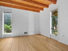 4 Kendall St 4, Walpole MA 02081