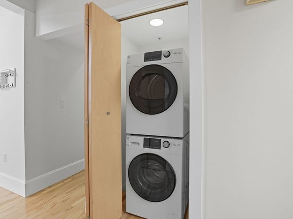 43 Park Street 18, Somerville MA 02143