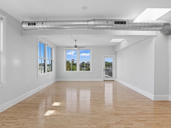 43 Park Street 18, Somerville MA 02143