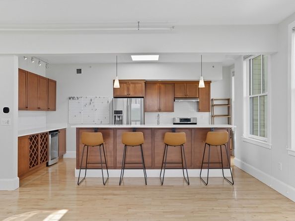 43 Park Street 18, Somerville MA 02143