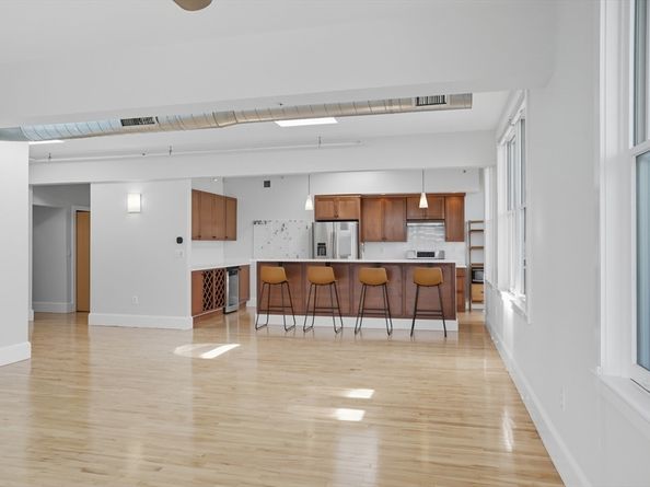43 Park Street 18, Somerville MA 02143