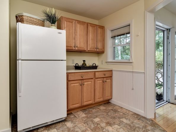 34 Meeting House Lane 111, Stow MA 01775