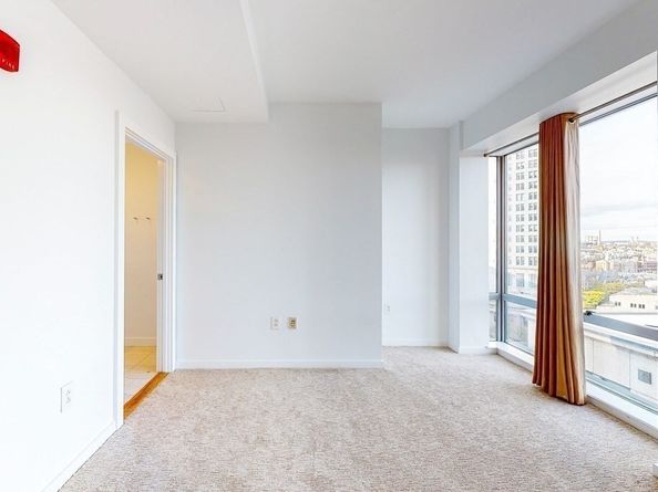 80 Broad St 1204, Boston MA 02110