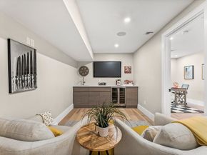 327 Alewife Brook Pkwy A, Somerville MA 02144
