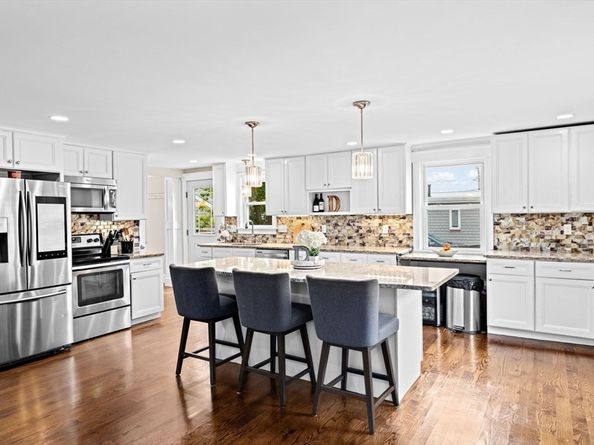 2 Sixth Street, Hull MA 02045