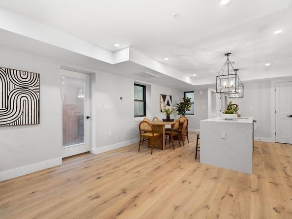 190 Salem Street 3, Boston MA 02113