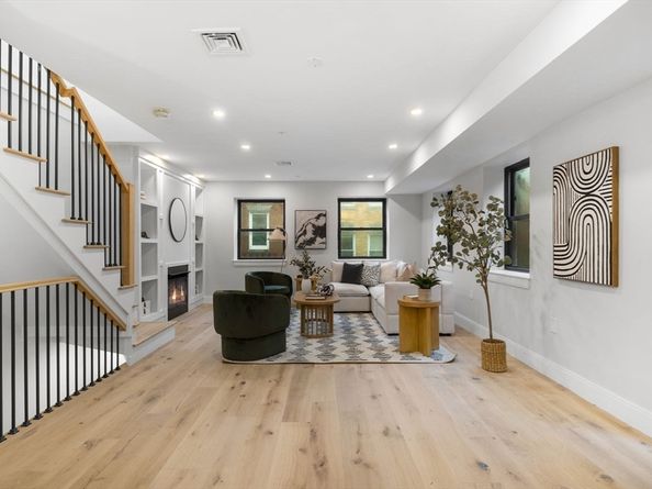 190 Salem Street 3, Boston MA 02113