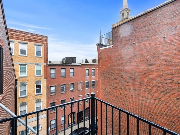190 Salem Street 3, Boston MA 02113