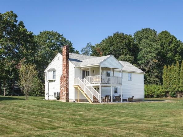 22 Sagamore Rd, Ipswich MA 01938