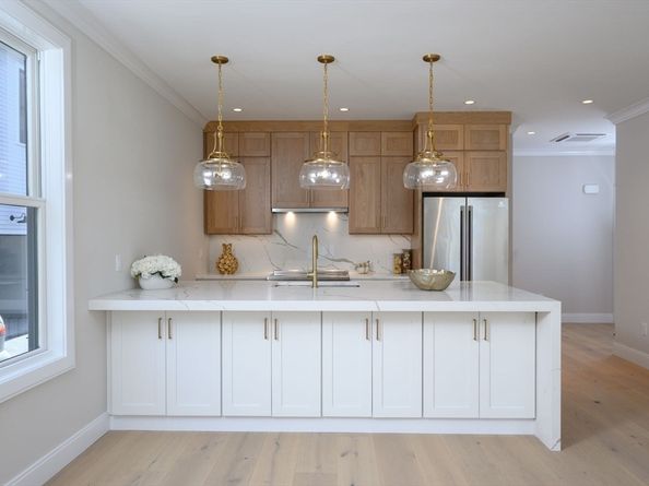 45 Chickatawbut St 1, Boston MA 02122