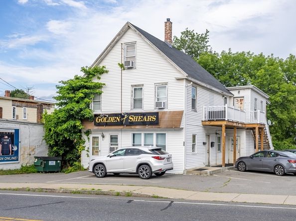 35 Bemis Road, Fitchburg MA 01420