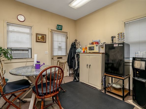 35 Bemis Road, Fitchburg MA 01420