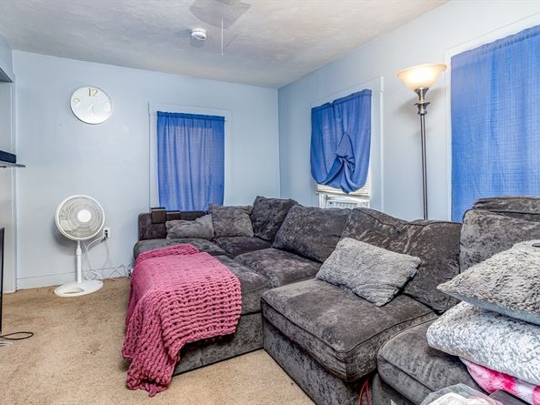 35 Bemis Road, Fitchburg MA 01420